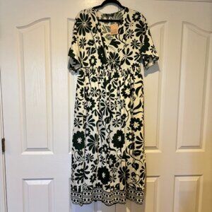 BloomChic Large Floral Print Pockets Midi Dress 14-16/1X
